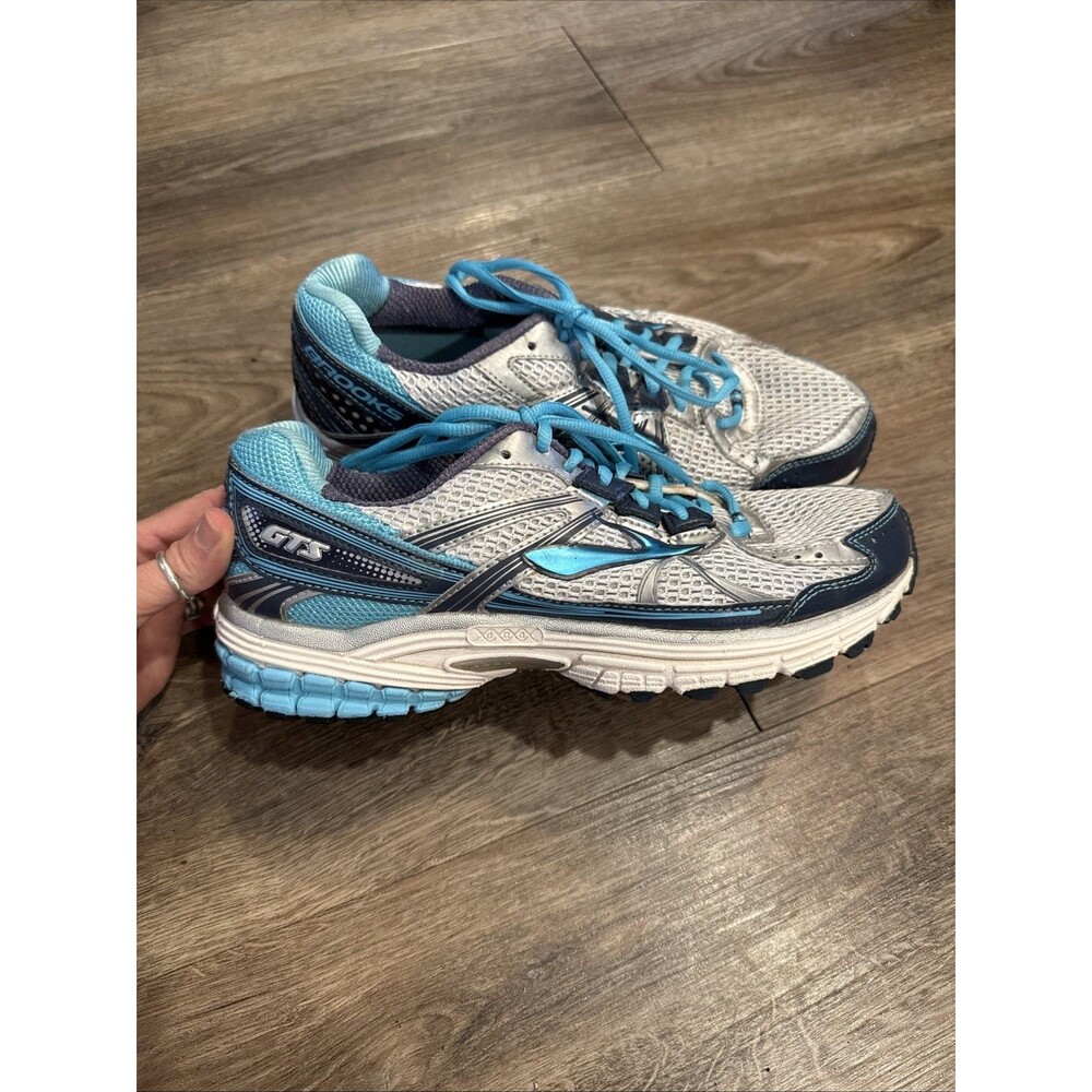 Brooks Adrenaline GTS 13 Womens Running Shoe Blue Silver And White Size 10